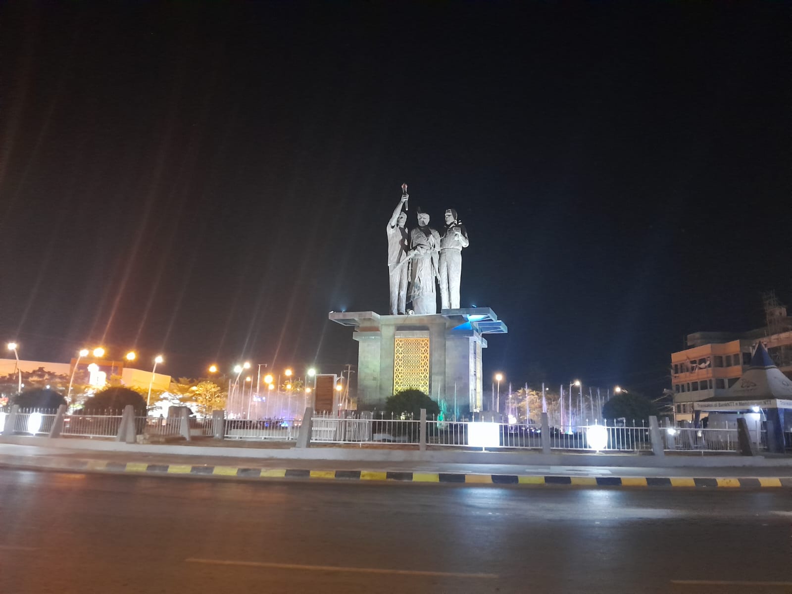 Ket Foto. Bundaran PU, lokasi pertemuan