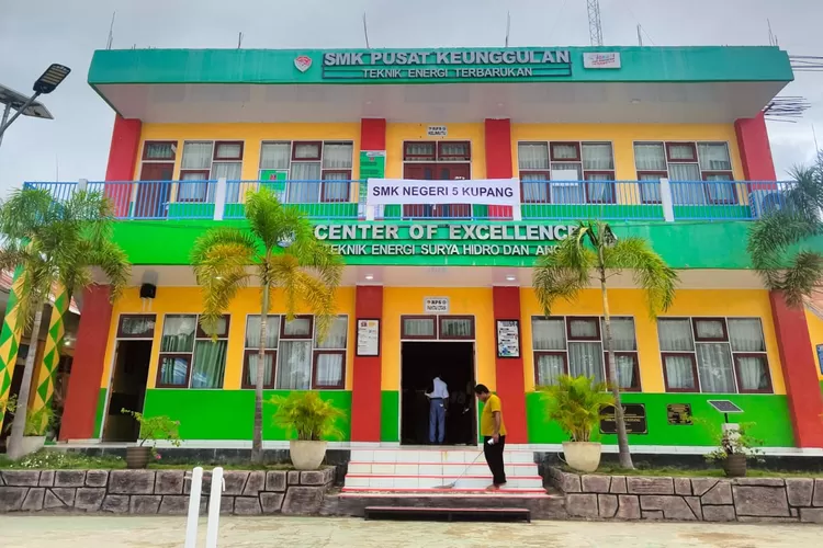 Khas Keuangan SMKN 5 Kosong, Bendahara Sekolah Diancam Penjara Oleh Guru-Guru Ada Apa?