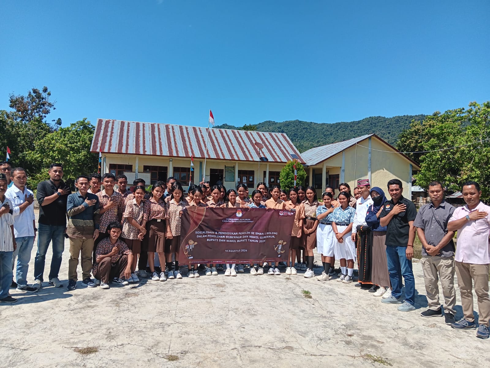 KPU Manggarai Barat Adakan Sosialisasi Bersama Pemilih Pemula