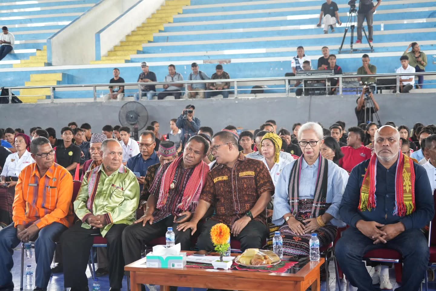 Gubernur NTT, Melkiades Laka Lena saat hadiri Seminar nasional dan Expo Lamaholot
