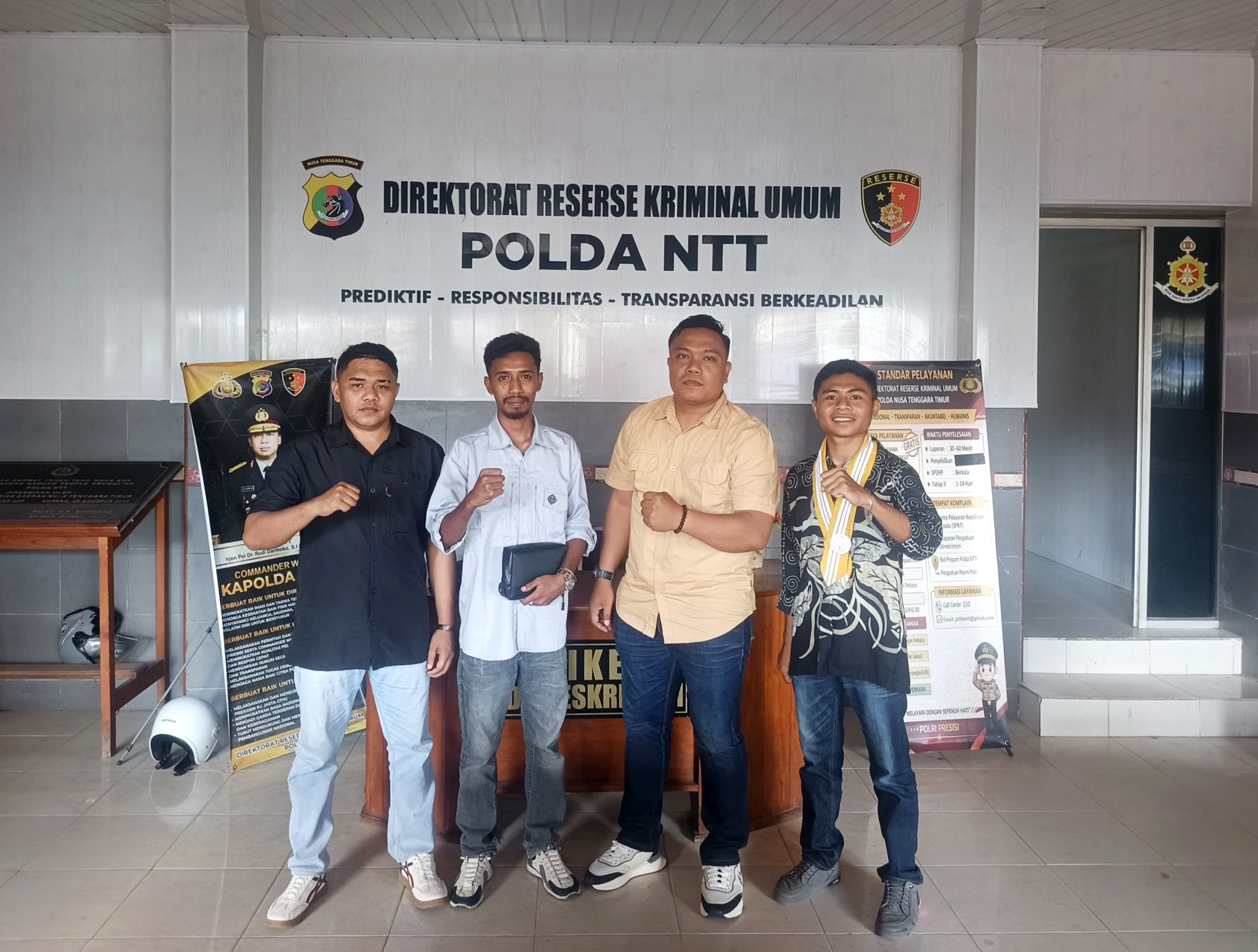 IKMAS-TTS dampingi kuasa hukum datangi Mapolda NTT