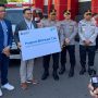 BRI menyerahkan bantuan berupa 1 unit mobil kepada POLDA NTT