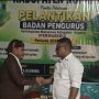 Anggota DPRD Kabupaten Kupang, Solomiel Arnius Buraen yang akrab disapa Ary Buraen, secara resmi melantik Asten Bait sebagai Ketua Perhimpunan Mahasiswa Kabupaten Kupang (PERMASKKU) periode 2026–2028.