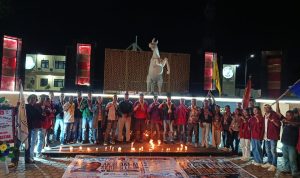 Dok. Aliansi peduli keadilan saat menggelar aksi seribu lilin di Polresta kupang kota