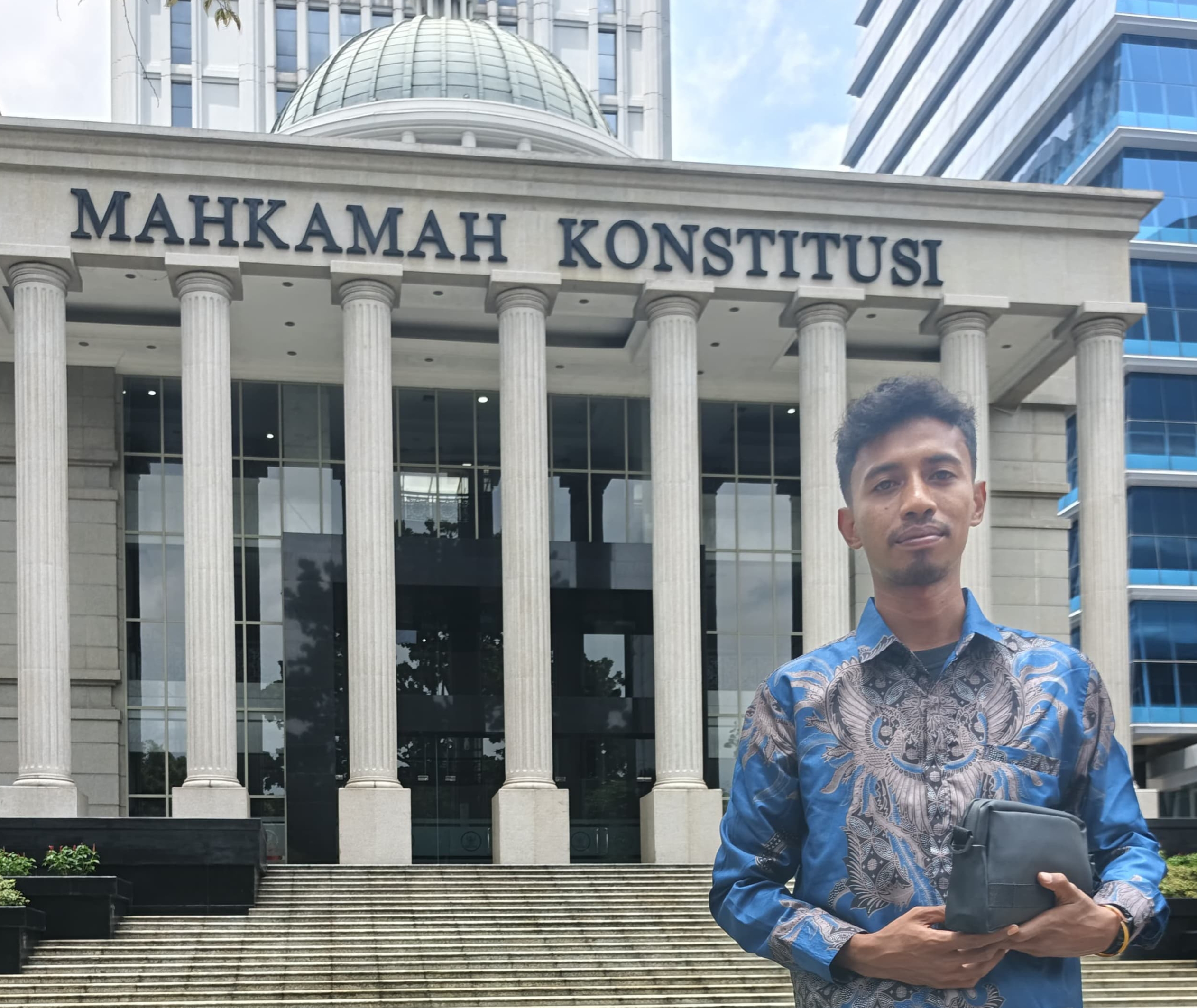 Ket Foto: Praktisi Hukum, Lodovikus I. F. Lamury, SH