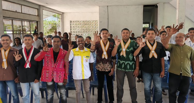 Drs. Joni Justus Arnolus Ninu, M.Pd Resmi Buka MPAB IKMAS TTS, Serukan Mahasiswa Jadi Penggerak Kebangkitan Daerah