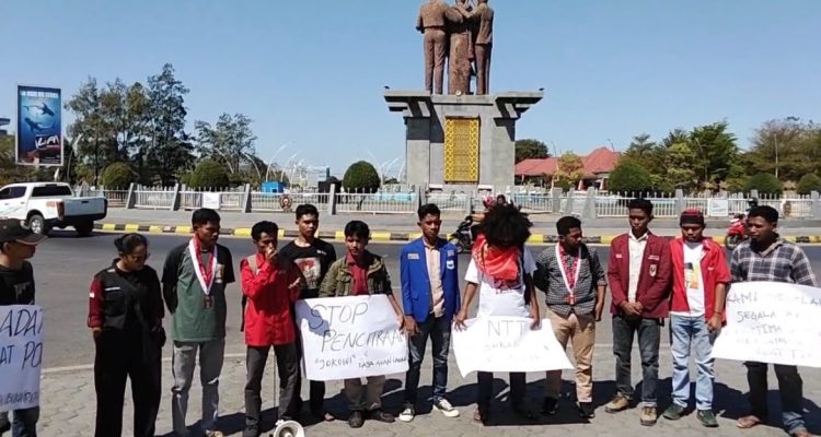 IMG-20260802-WA0123 Mahasiswa Bergerak! Cipayung Plus Kupang Tolak Penobatan Jokowi sebagai "Raja Timor"