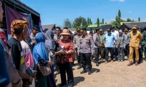 IMG-20260819-WA0215 Tinjau Kondisi Masyarakat Terdampak Gempa di Manggarai Timur, Gubernur NTT: Keselamatan Masyarakat Adalah Prioritas Utama