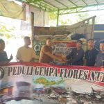 Organisasi Flores Nusa Bunga (FNB) Jakarta Peduli Gempa Flores mengirim bantuan sembako 2,5 Ton