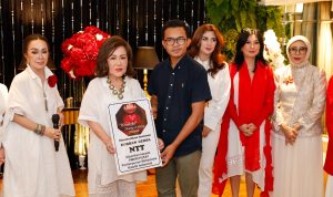 Gandeng Wonderful Indonesia, Ketua PP PMKRI Yohanes Tola Salurkan Bantuan Kemanusiaan ke Flores