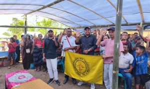 motion_photo_6069917441463706731 Warga Turamuri Masih Dibayangi Gempa Susulan, IKMAS-TTS Salurkan Bantuan