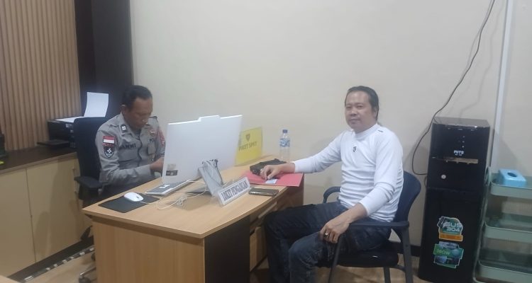Dok. Korban Yohanes Yap saat membuat laporan polisi di Mapolres Kupang