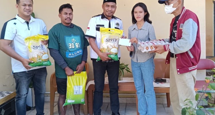IPF dan Alumni ’81 SMA 30 Jakarta Salurkan Bantuan untuk Mahasiswa Flores Terdampak Gempa