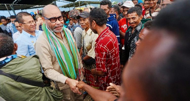 Warga Amfoang Apresiasi Pembangunan Era VBL, Bupati Kupang Janji Rp5 Miliar untuk Jalan